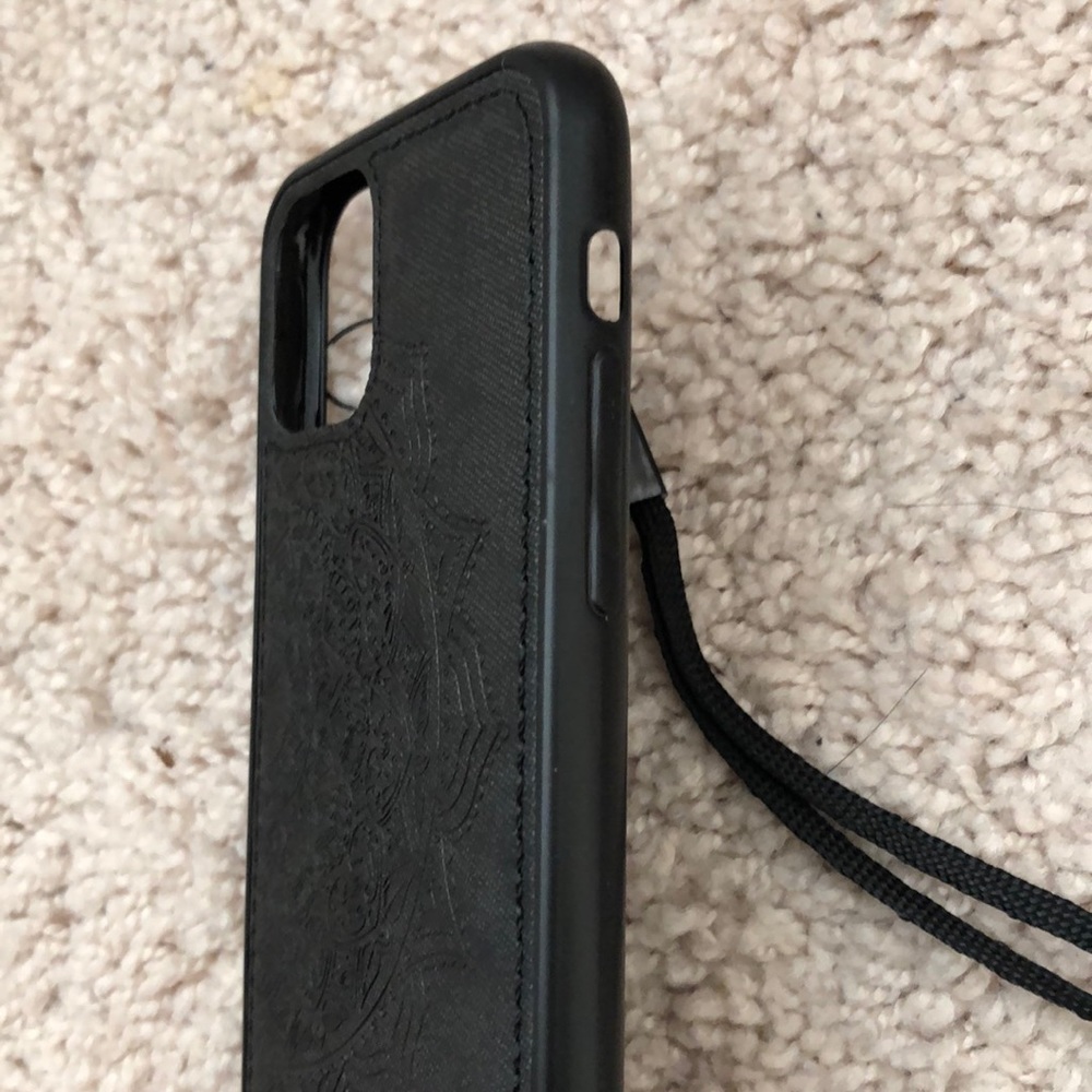 Iphone11 case - Picture 3 of 4